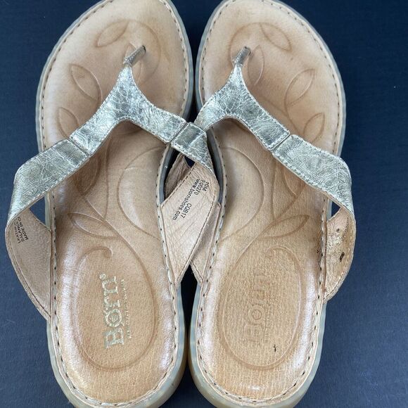 Born Amelie Flip Flops Thongs Leather Gold Sandals Size 10 M F00270 Pre Owned - Picture 12 of 16
